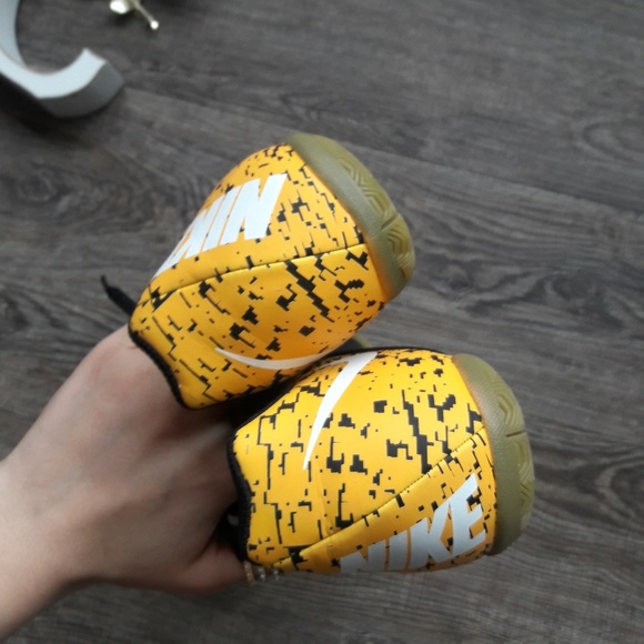 NEW Nike BimbaX IC - Picture 5 of 6